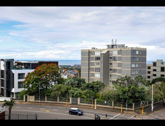 1.5 BEDROOM APARTMENT FOR SALE IN MORNINGSIDE